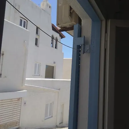 Ξενοδοχείο με διαμερίσματα Magic View 2*